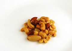200 Calories of Salted Mixed Nuts